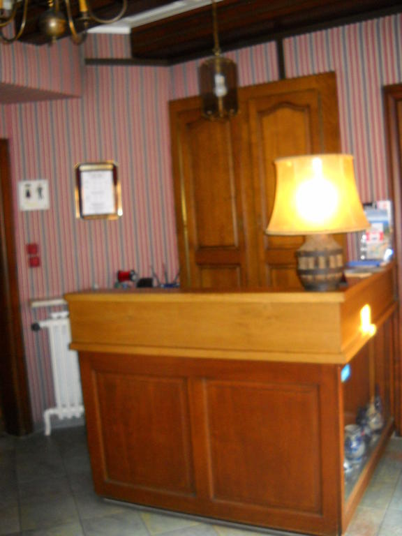 Hotel Gilg Миттельбергайм Экстерьер фото