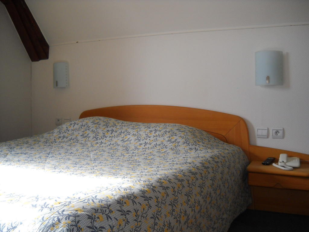 Hotel Gilg Миттельбергайм Экстерьер фото