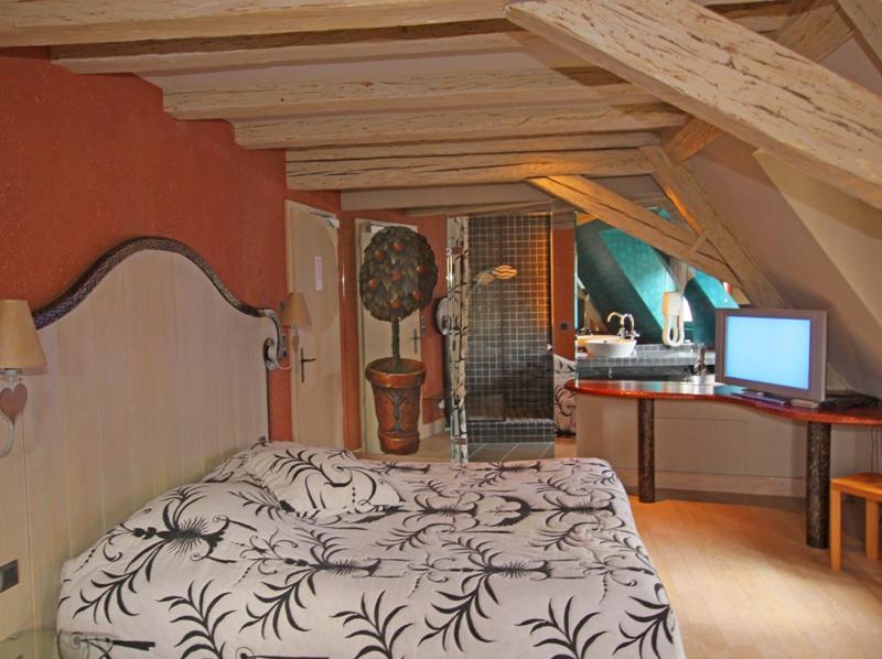 Hotel Gilg Миттельбергайм Экстерьер фото